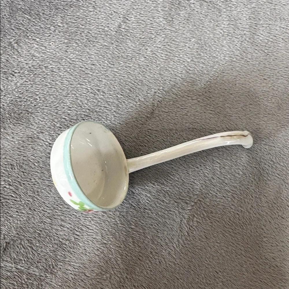 Antique‎ Nippon Era Hand-Painted Porcelain Ladle / Sauce Spoon c.1900–1920 Roses